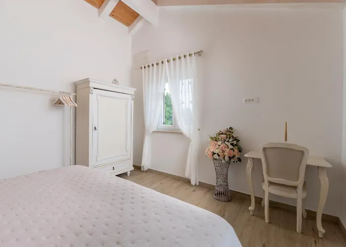 Batelica Βίλα Labin (Istria)