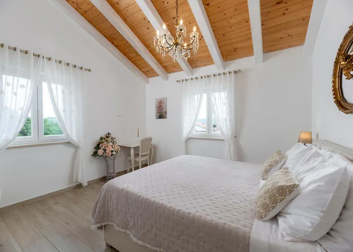 Batelica Βίλα Labin (Istria)