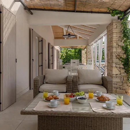 Batelica Villa