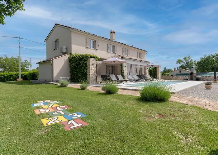 Batelica Villa Labin (Istria)